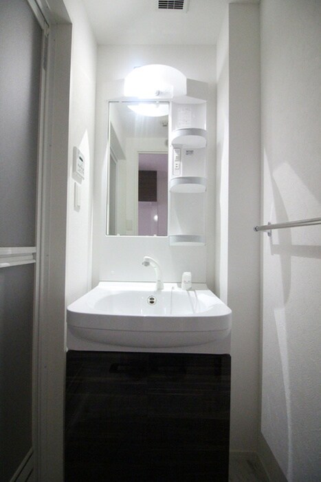 物件内観写真7　(洗面)