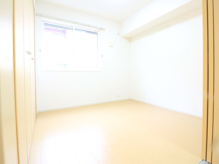 物件内観写真14　(居室)