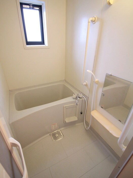 物件内観写真12　(バス／シャワールーム等)