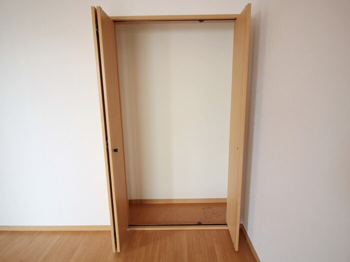 物件内観写真16　(収納)