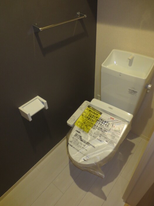 物件内観写真9　(トイレ)