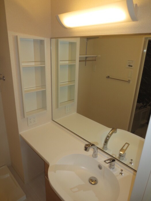 物件内観写真10　(洗面)