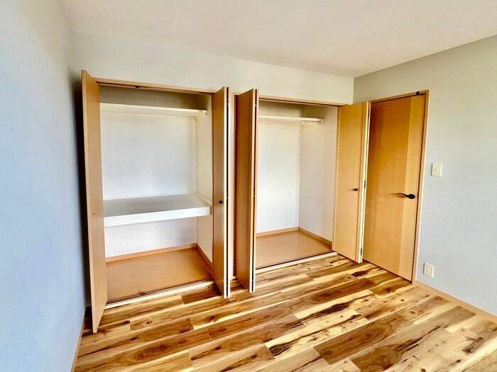 物件内観写真10　(収納)
