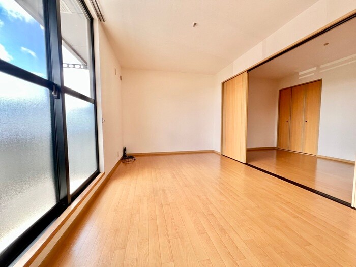 物件内観写真16　(内観写真)