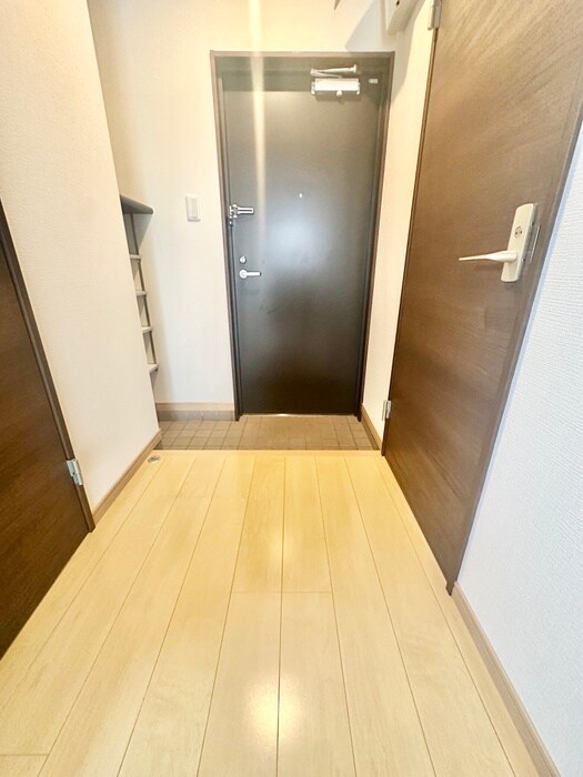 物件内観写真13　(玄関)