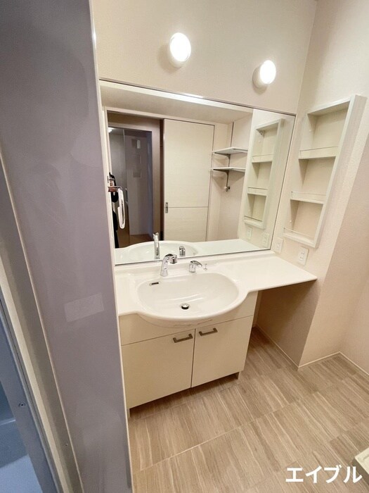 物件内観写真7　(洗面)