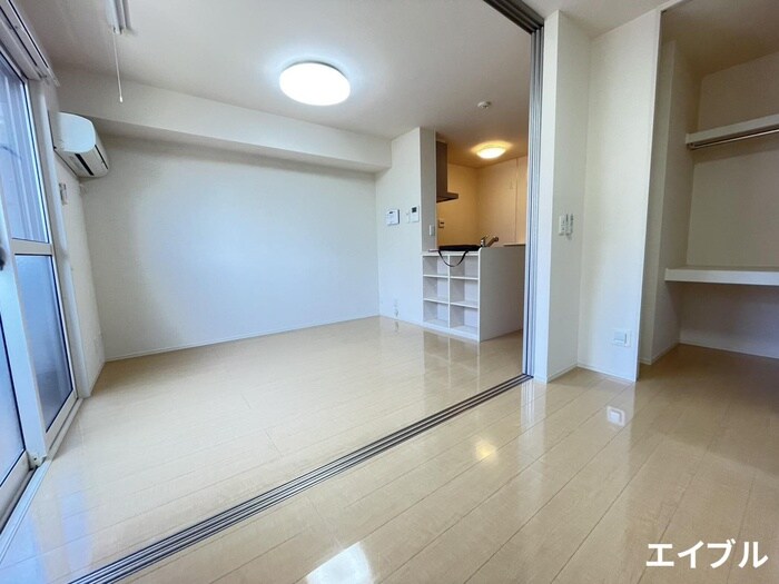 物件内観写真9　(居室)