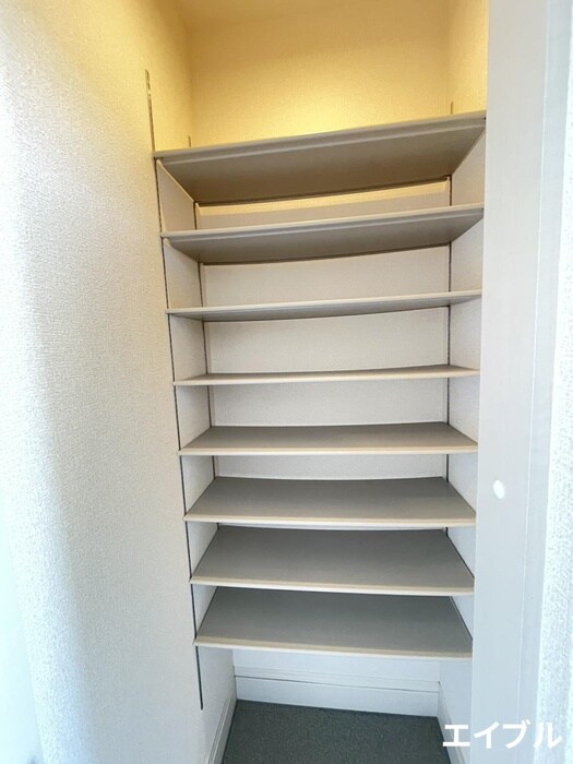 物件内観写真16　(内観写真)