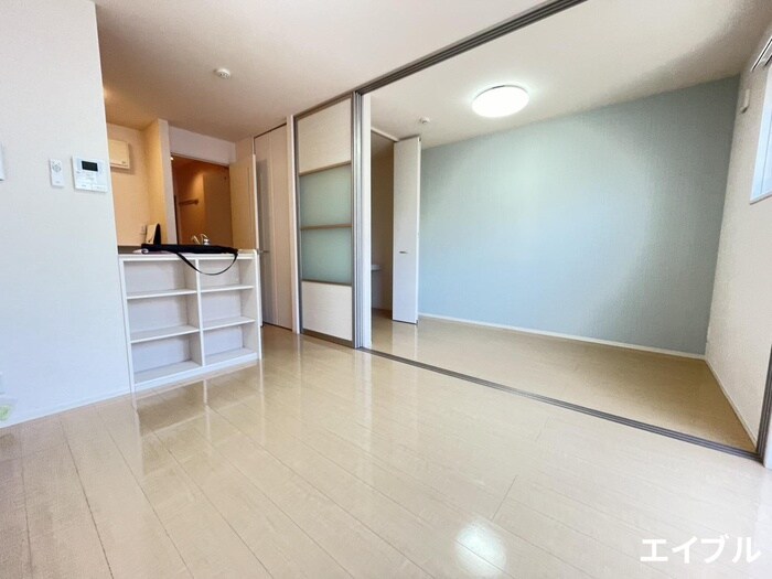 物件内観写真18　(居室)