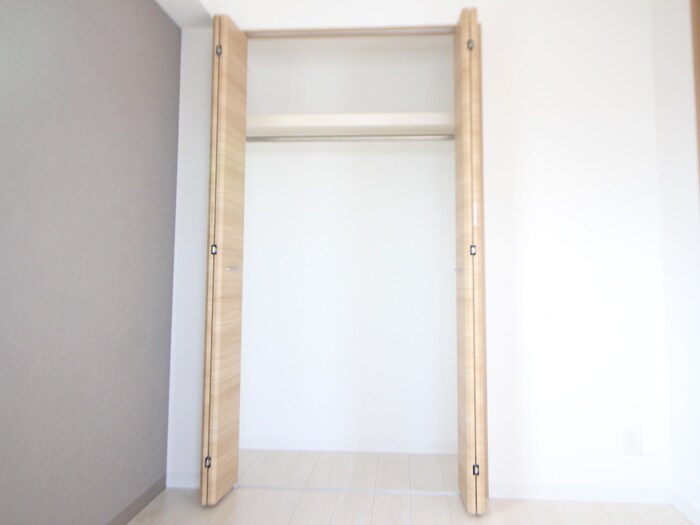 物件内観写真12　(収納)