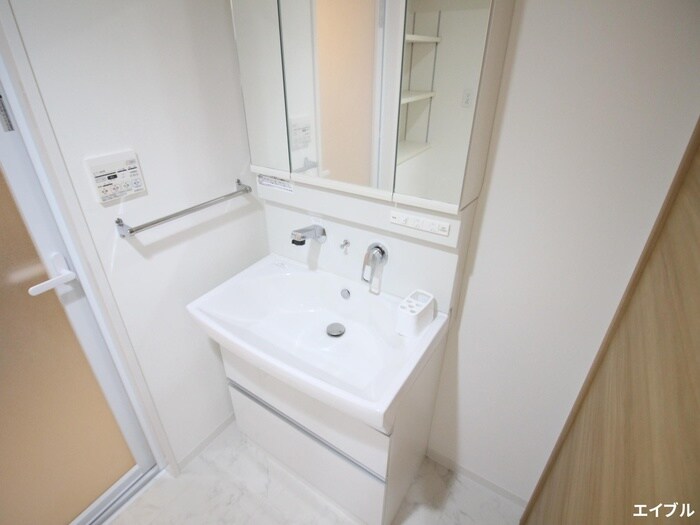 物件内観写真12　(洗面)