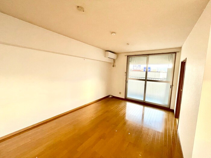 物件内観写真5　(居室)