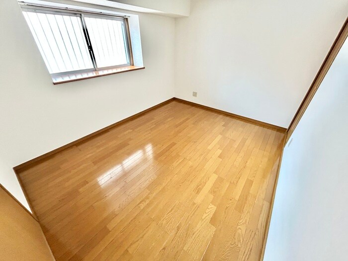 物件内観写真15　(居室)