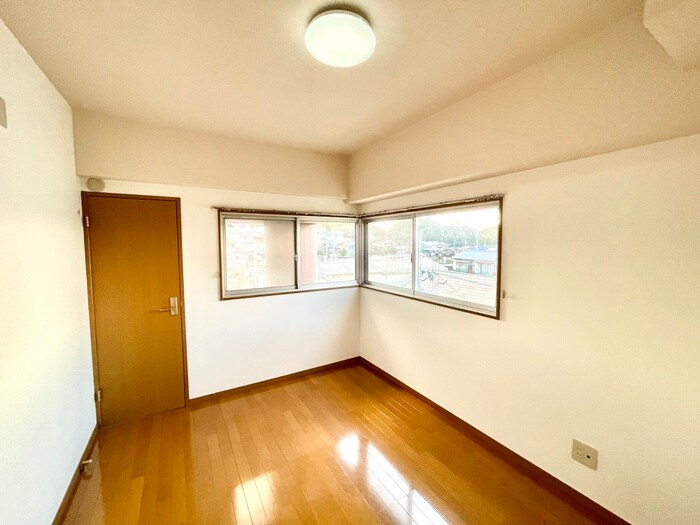 物件内観写真16　(内観写真)