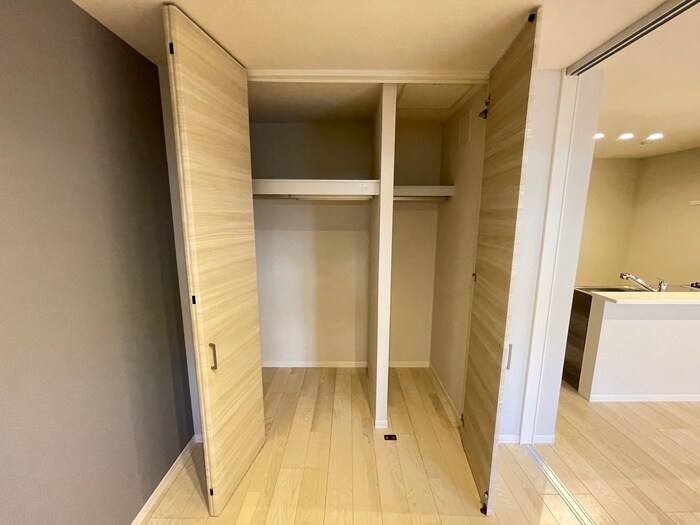 物件内観写真10　(収納)