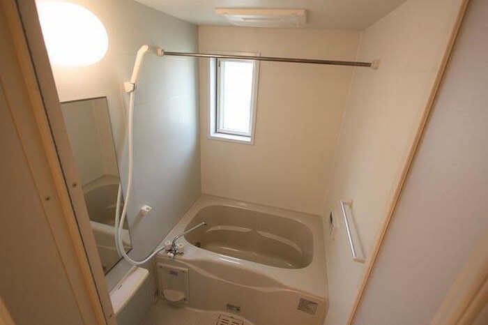 物件内観写真6　(バス／シャワールーム等)