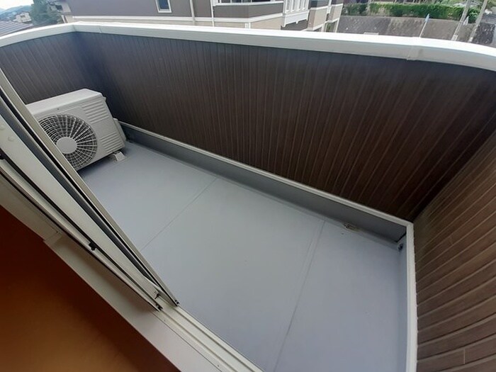 物件内観写真11　(ベランダ・バルコニー)