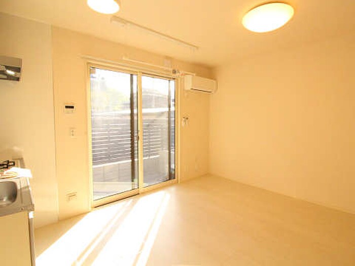 物件内観写真17　(内観写真)