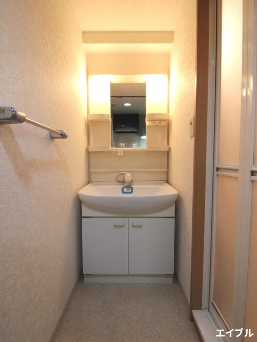 物件内観写真11　(洗面)