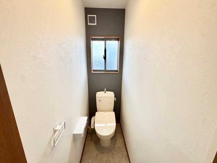 物件内観写真7　(トイレ)