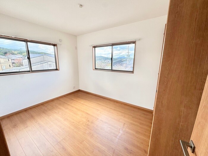 物件内観写真12　(廊下)