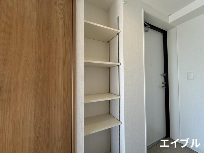 物件内観写真13　(靴箱)