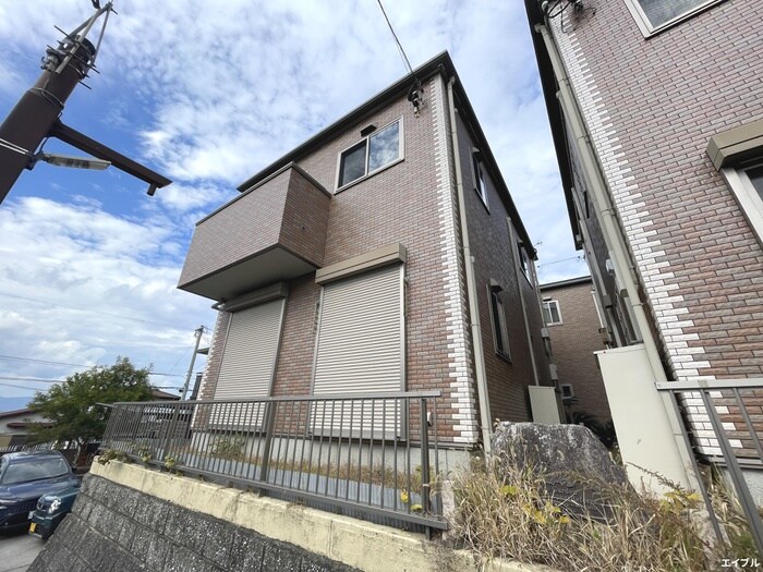 物件外観写真6　(外観写真)