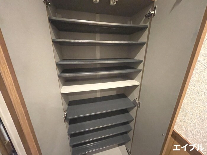 物件内観写真17　(靴箱)