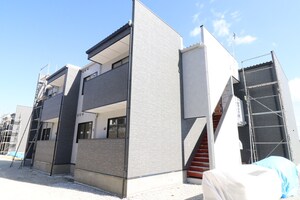 ＳｈｉｎｉｎｇＡ外観写真