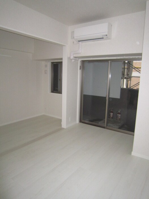 物件内観写真13　(居室)