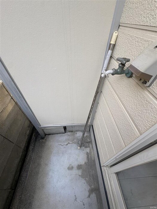 物件内観写真14　(洗濯機置場)