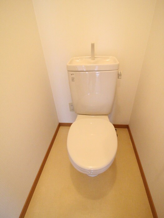 物件内観写真10　(トイレ)