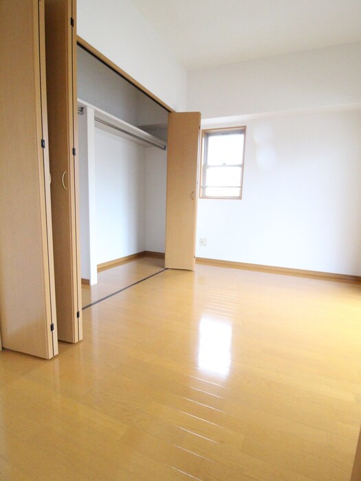 物件内観写真18　(居室)