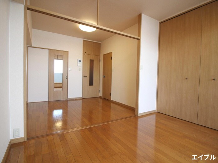 物件内観写真9　(居室)