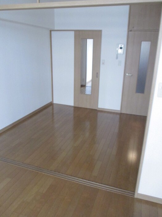 物件内観写真12　(居室)