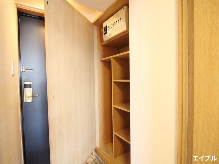 物件内観写真17　(靴箱)