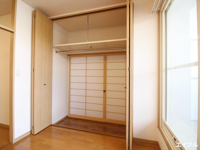 物件内観写真18　(収納)