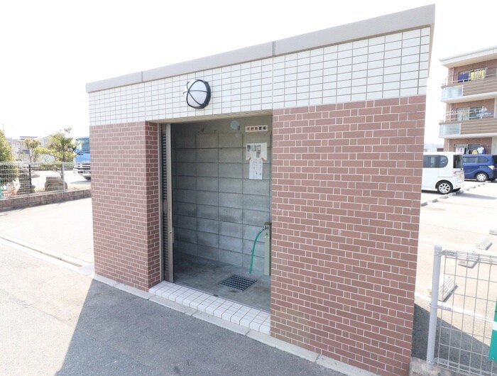 物件外観写真5　(建物設備)