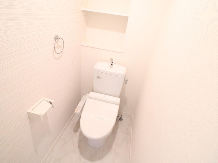 物件内観写真14　(トイレ)