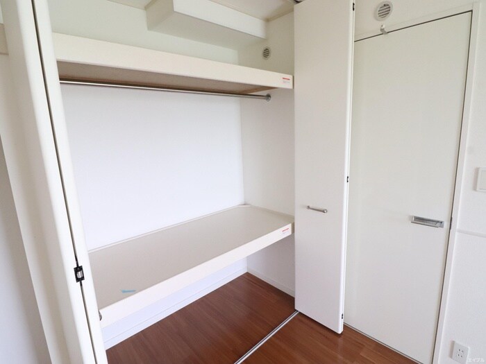 物件内観写真15　(収納)