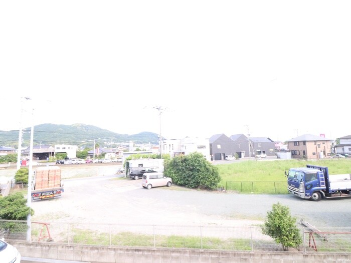 物件内観写真22　(室内からの展望)