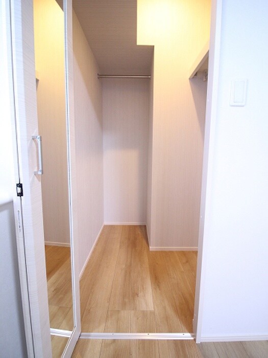 物件内観写真14　(収納)