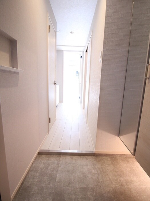 物件内観写真19　(玄関)