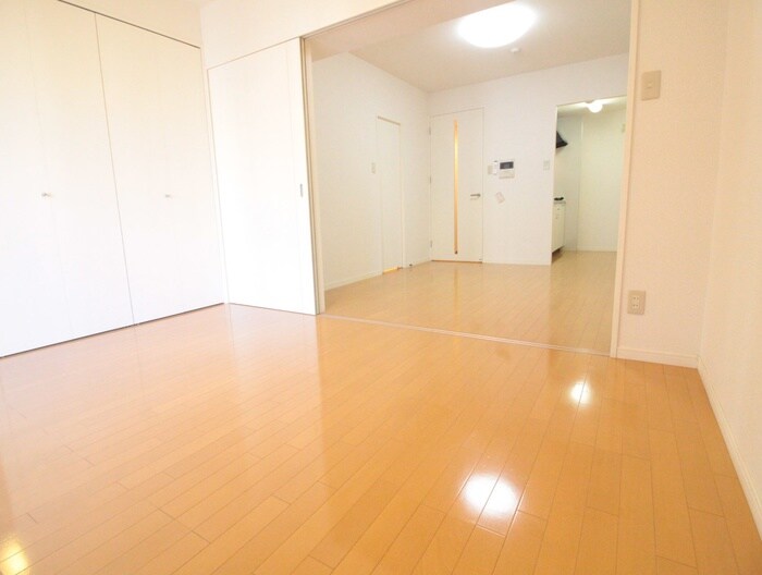 物件内観写真5　(居室)