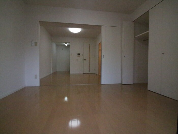 物件内観写真5　(居室)