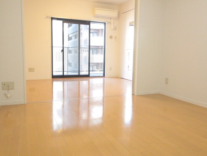 物件内観写真6　(居室)