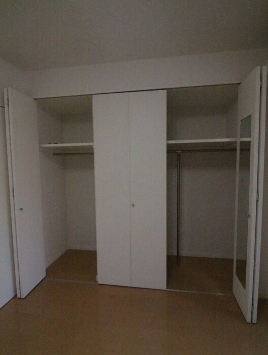 物件内観写真13　(収納)