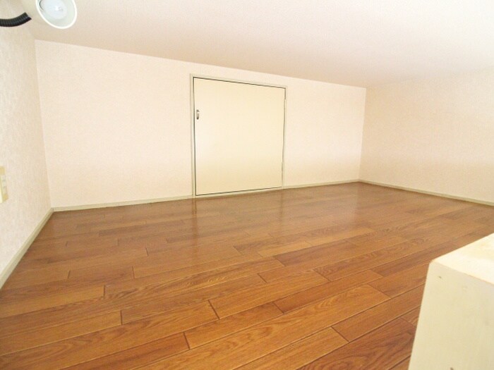 物件内観写真11　(ロフト)