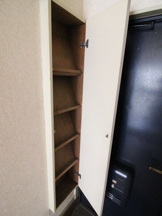 物件内観写真19　(靴箱)