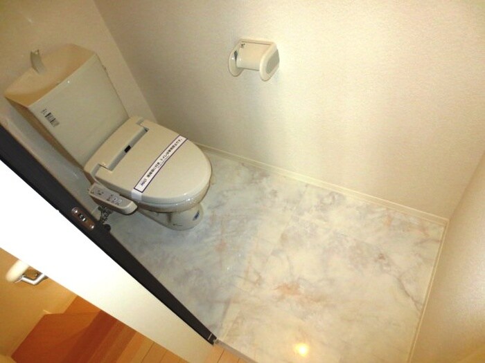 物件内観写真15　(トイレ)